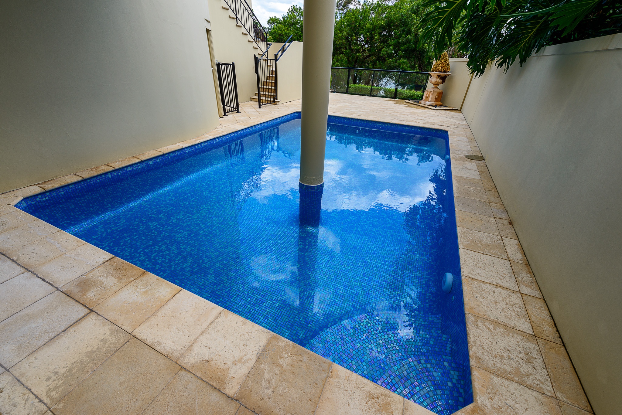 Aust Designer Arctic Dark